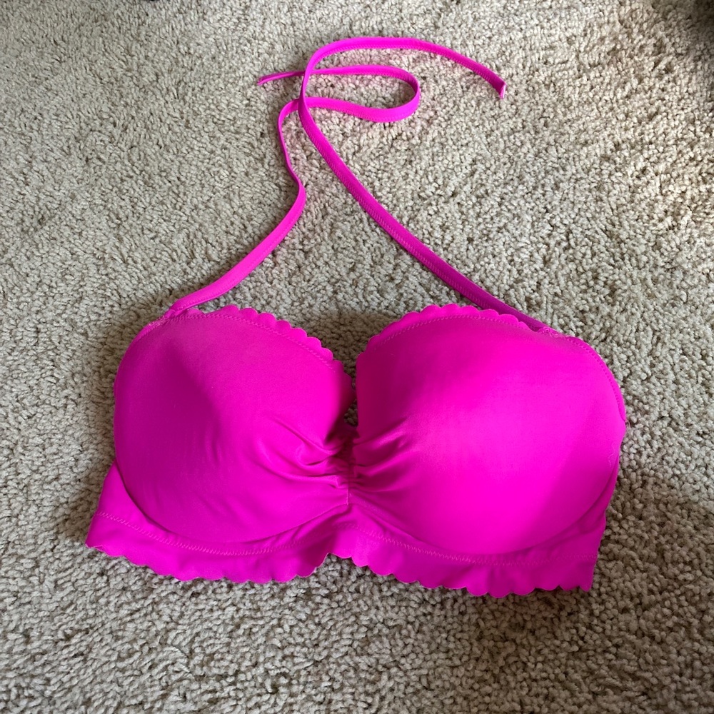 Victoria’s Secret swim